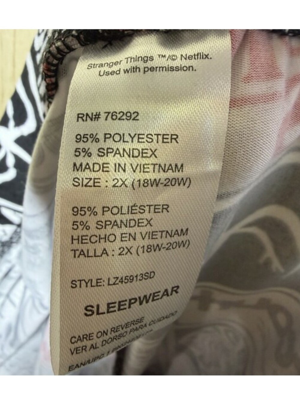 Stranger Things Pajama Set - Picture 5 of 5
